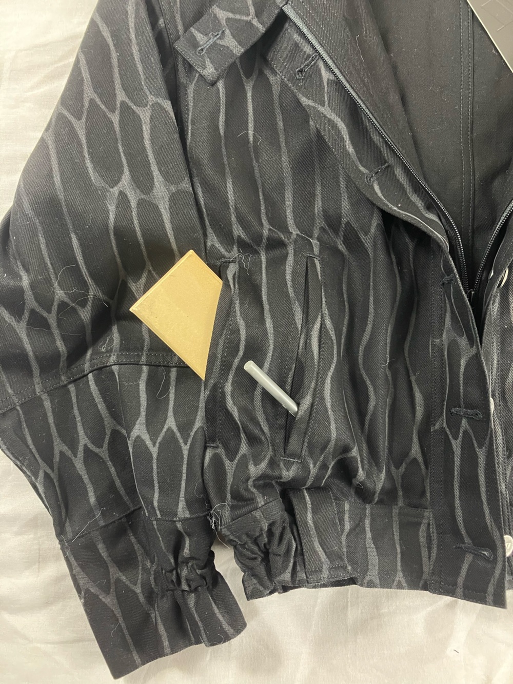 EZZ Studios Black Denim Geometric Pattern Jacket - Picture 4 of 7